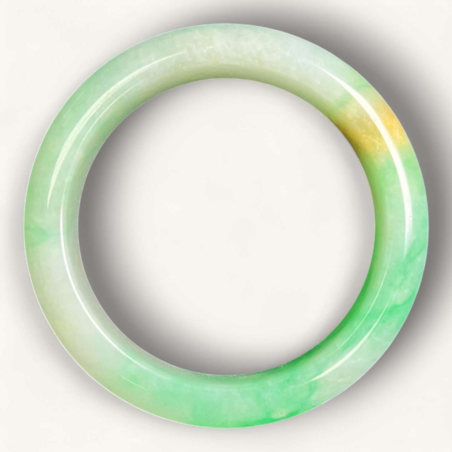 Spring Vitality – 绿色三彩翡翠手镯 | Jadeite Bangle