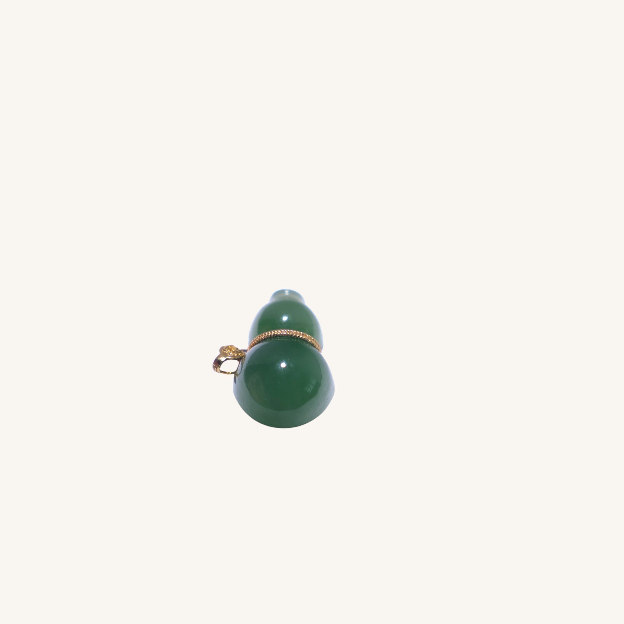 Green Hetian Jade(碧玉)Gourd Pendant with 18K Gold Mount - Sylvia Jewelry