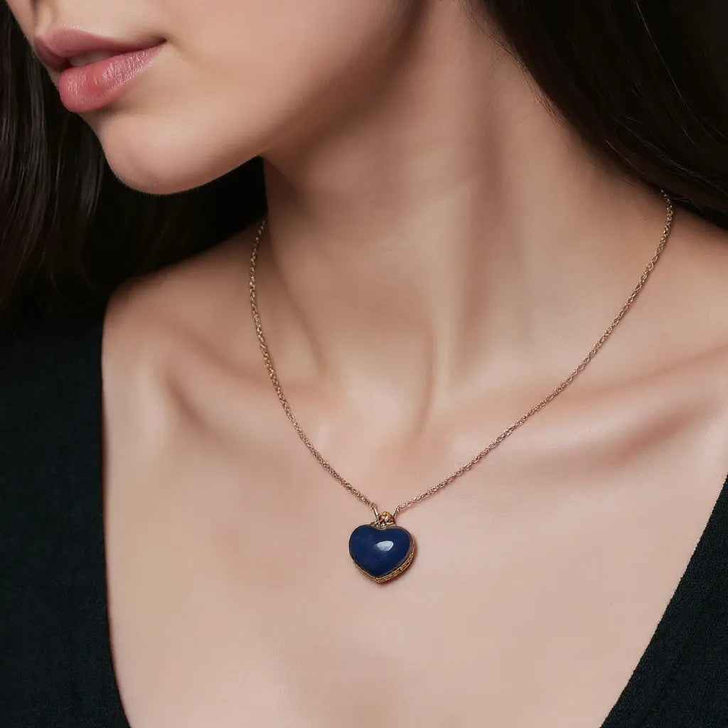 Deep Ink Hetian Jade(深墨色和田玉)Heart Pendant with 18K Gold Mount