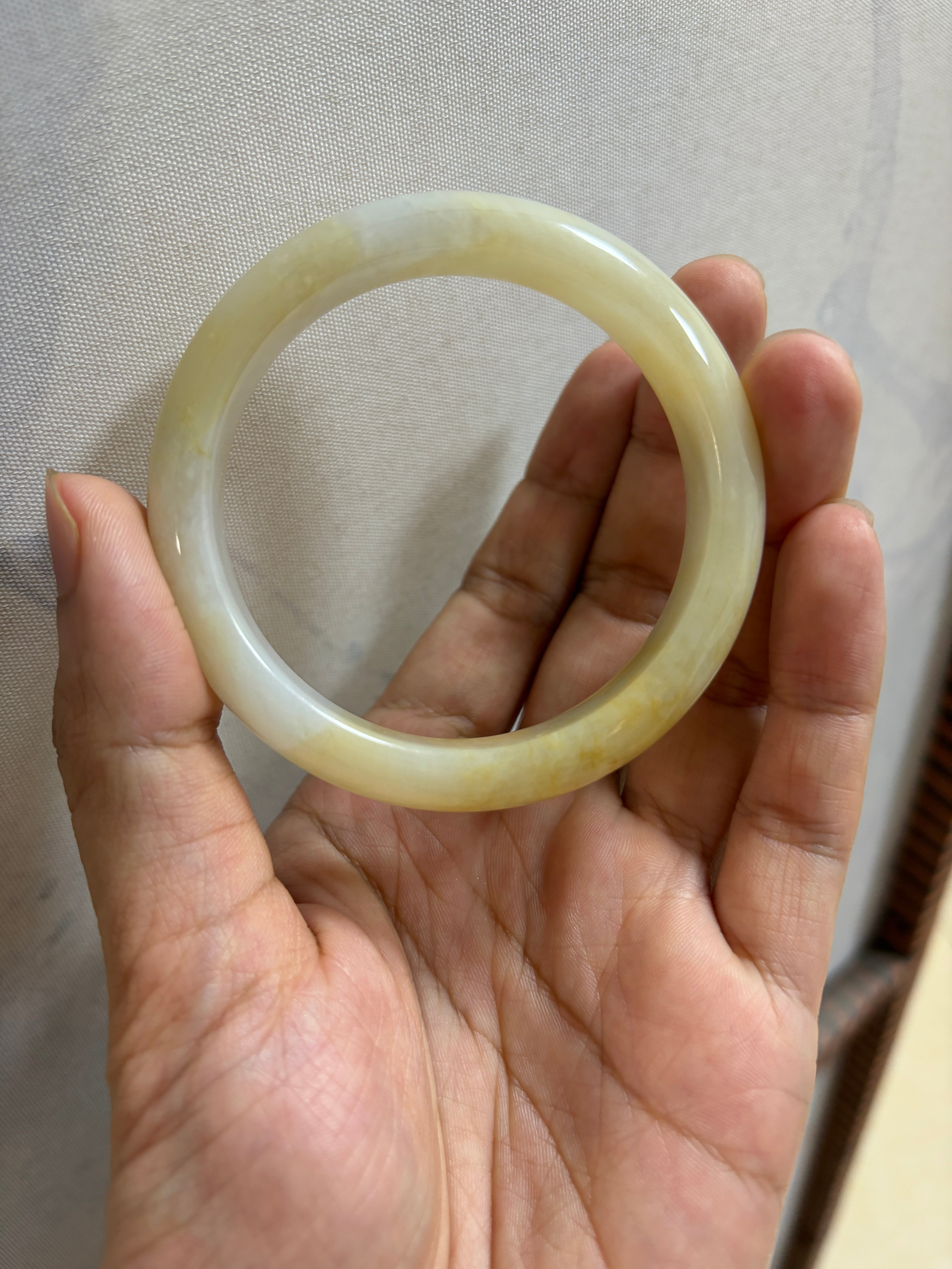 Honey Glow – Yellow Jadeite Bangle | SylviaJewel Vancouver