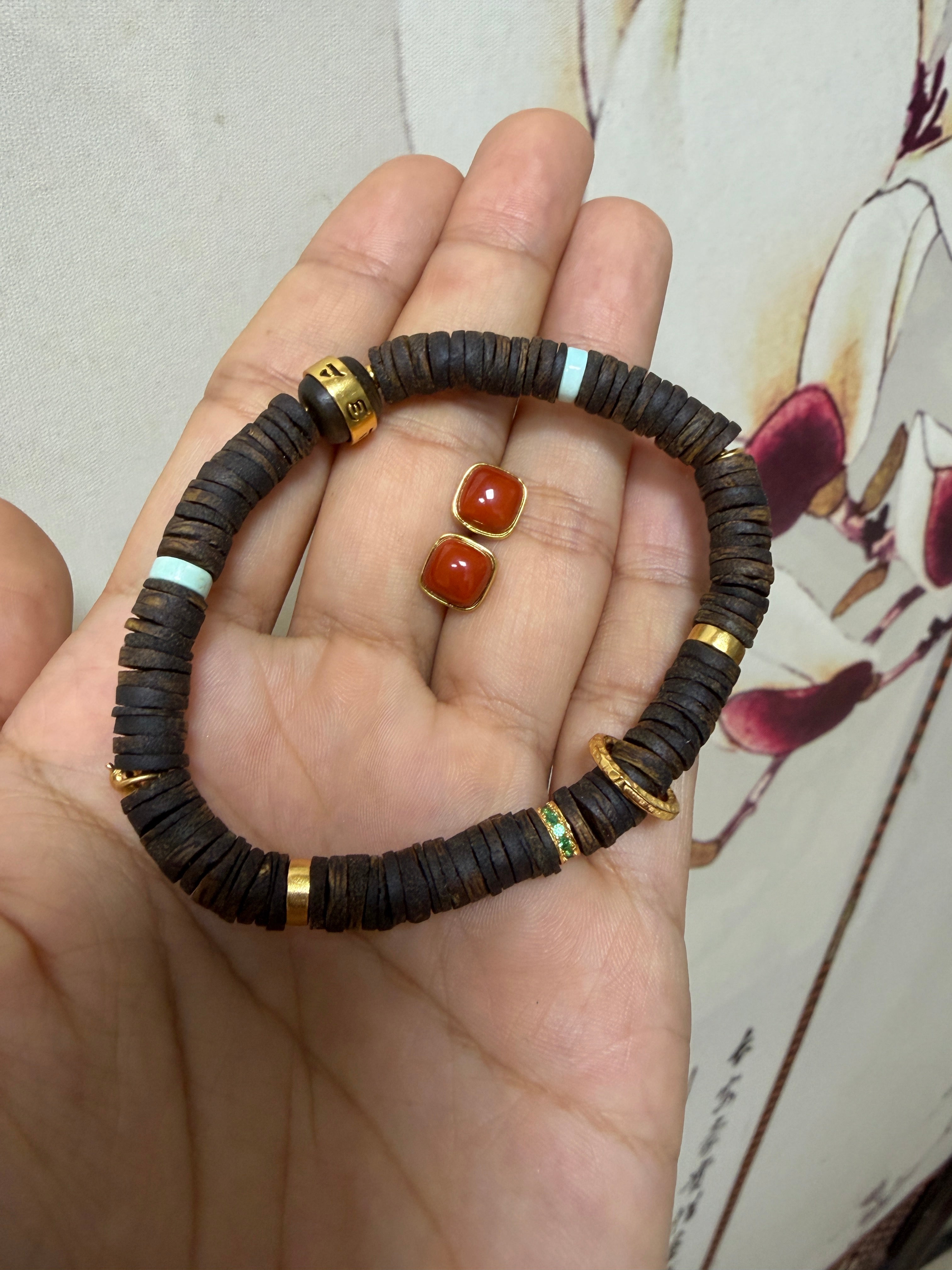 Agarwood Bead Bracelet and  Nanhong Stud Earrings Set