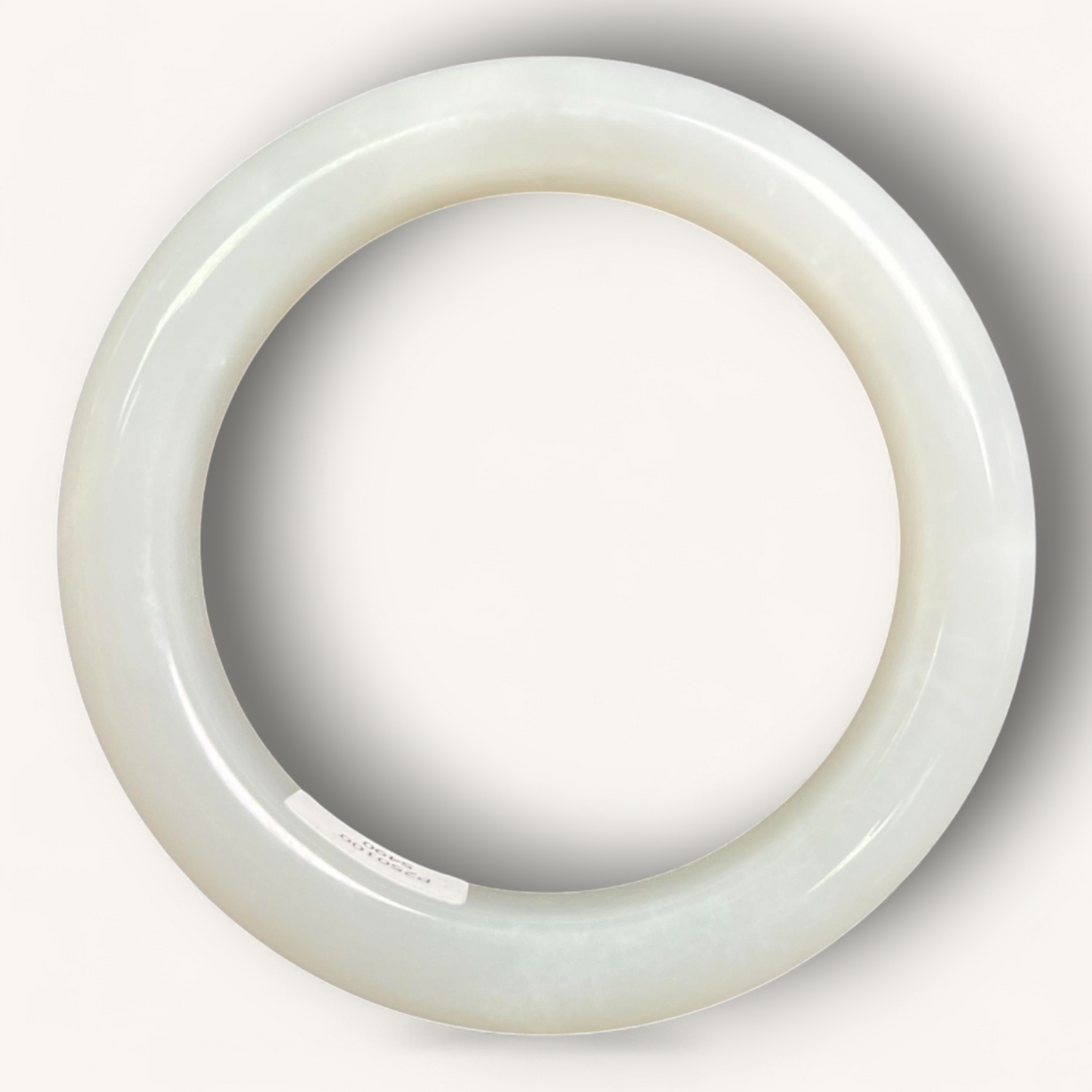 Pure Grace – 和田白玉手镯 | Hetian White Jade Bangle
