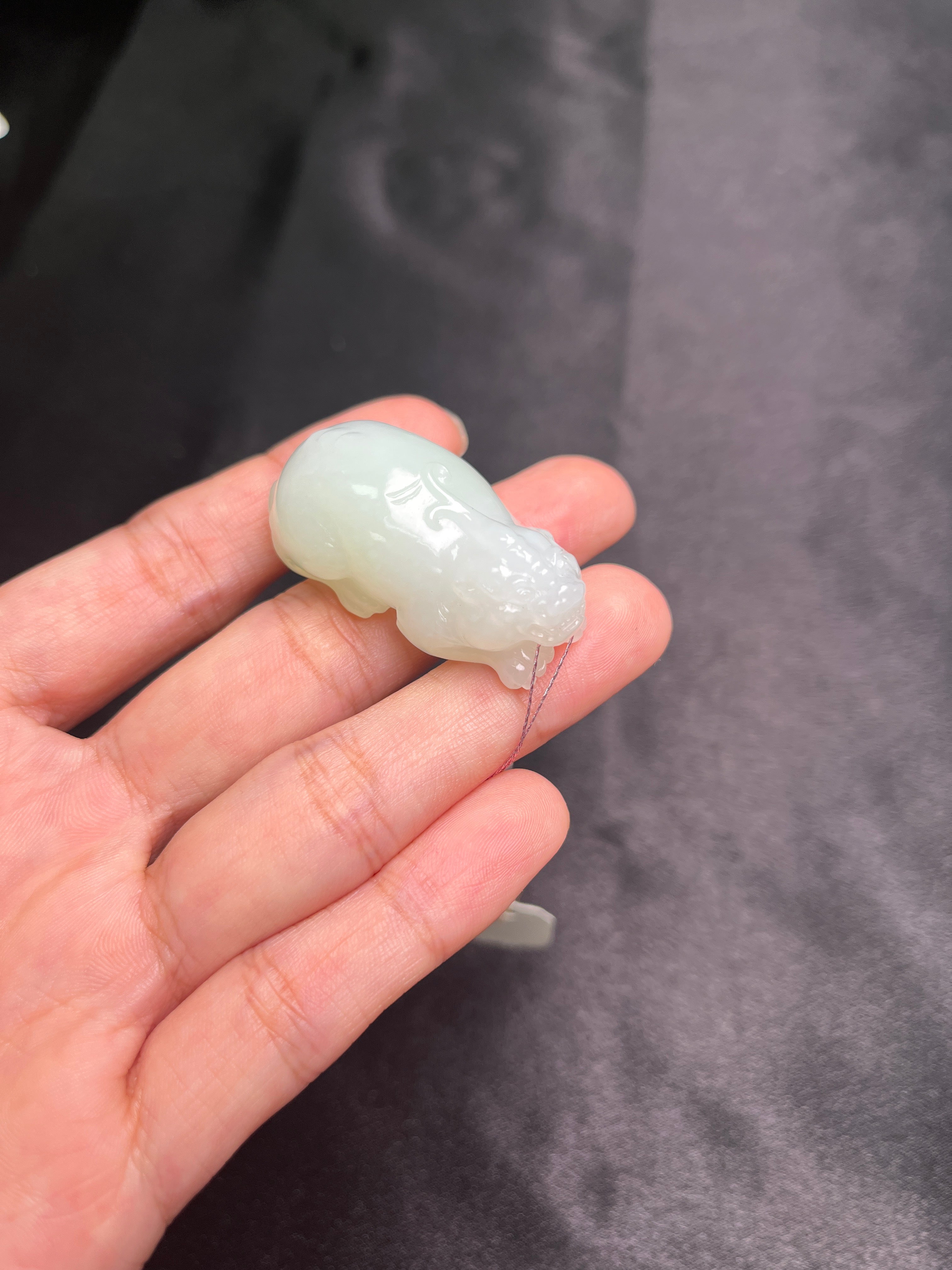 Lucky Guardian – 白玉貔貅挂件 | Hetian White Jade Pixiu Pendant
