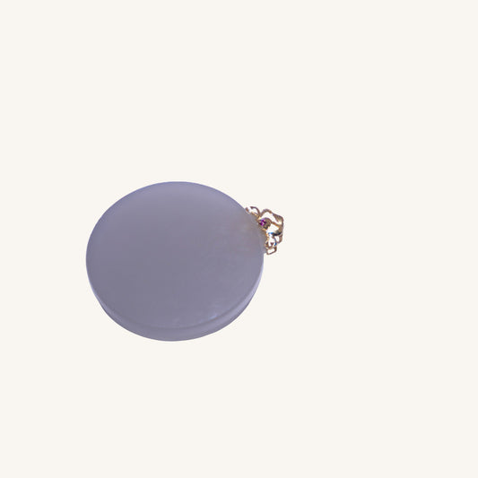 Calm Radiance – Smoky Lavender Hetian Jade(和田烟紫玉)Pendant with 18K Gold Mount